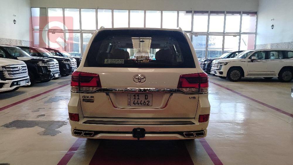 تويوتا لاندكروزر